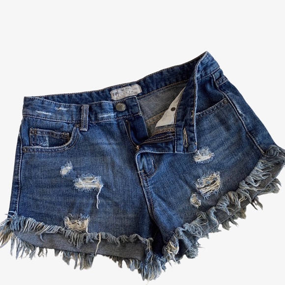 FREE PEOPLE DISTRESSED BLUE DENIM SHORTS - Picture 4 of 16